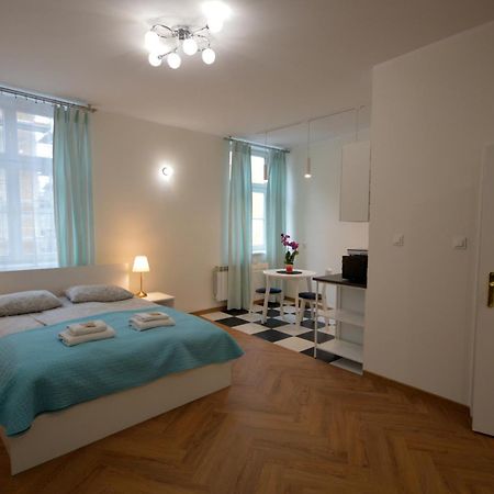 Royal Castle Apartments Краків Екстер'єр фото